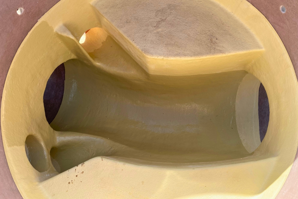 GFK Auskleidung in Schachtunterteil